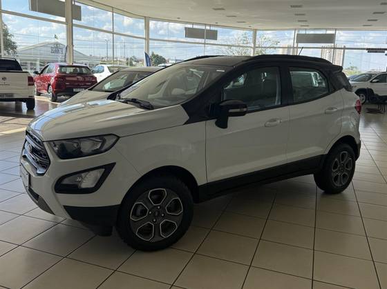 FORD ECOSPORT 1.5 TI-VCT FLEX FREESTYLE AUTOMÁTICO FORD ECOSPORT 1.5 TI-VCT FLEX FREESTYLE AUTOMÁTICO